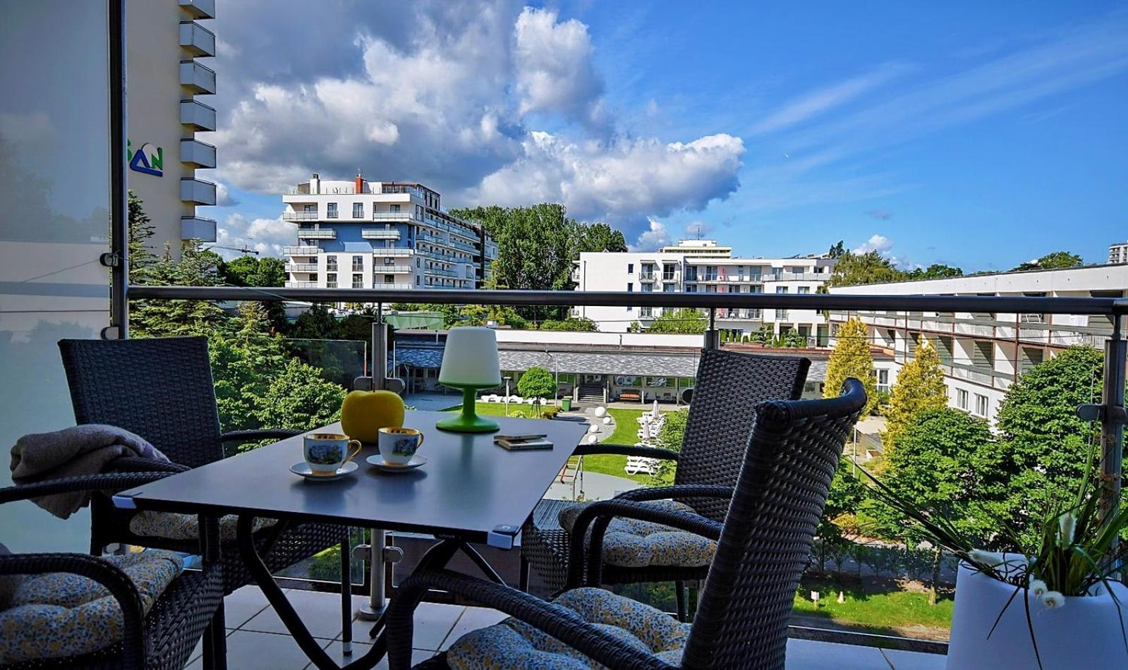Apartament Prywatny W Hotelu Diwa Spa,W Kolobrzegu Z Parkingiem Bezplatnym W Centrum Miasta Exteriör bild